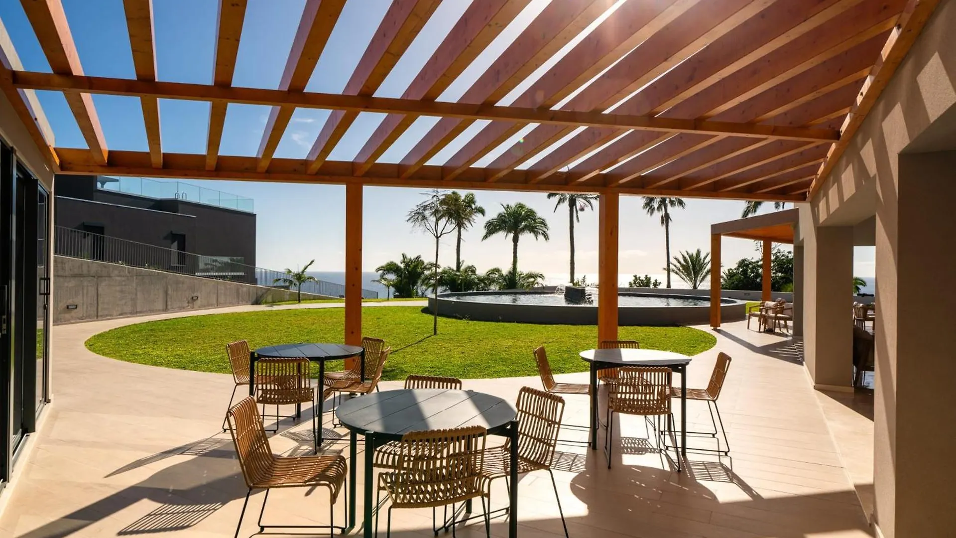 Acqua Residence VII - Luxury 3Br In Funchal 0*, Funchal (Madeira)